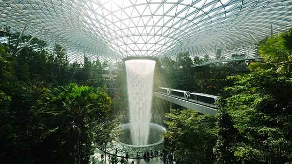 Aeropuerto de Singapur - aeropuertos más bonitos del mundo