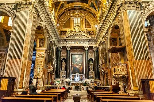 Interior de la Catedral de Génova