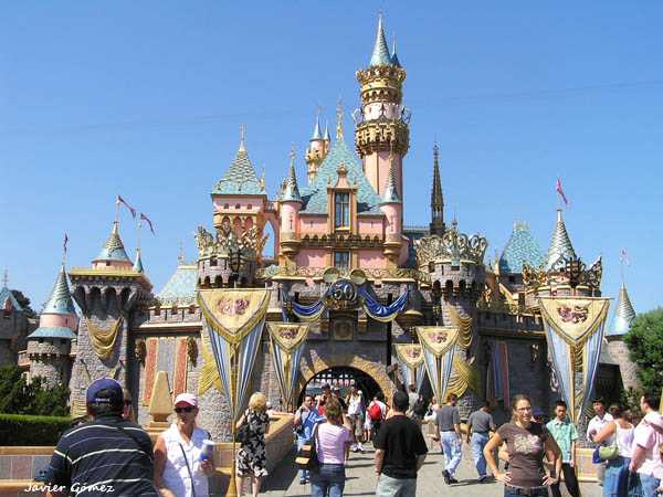 Guía de turismo de Los Ángeles 4 Disneyland, Los Ángeles