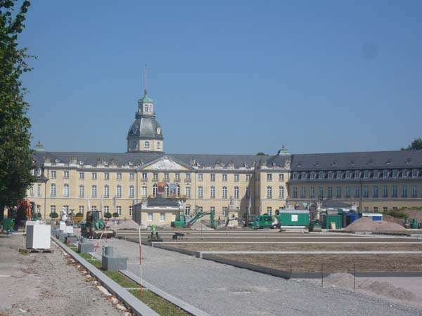 Fachada del palacio de Karlsruhe