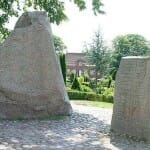 Túmulos, piedras rúnica e iglesia de Jelling en Vejle