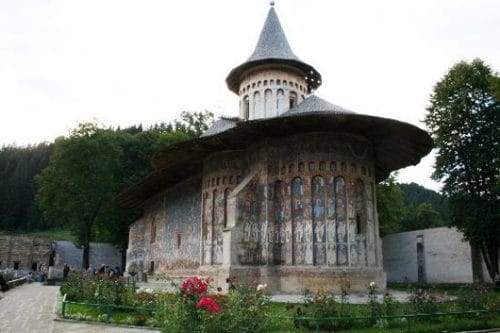 Monasterio Voronet en Rumania