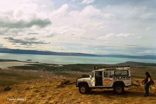 Balcón de El Calafate sobre el lago Argentino Balcón de El Calafate sobre el lago Argentino