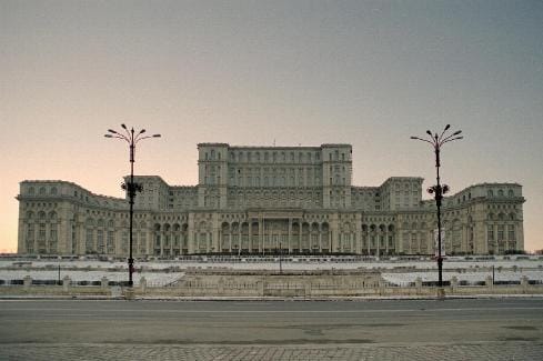 El Palacio del Pueblo en Bucarest