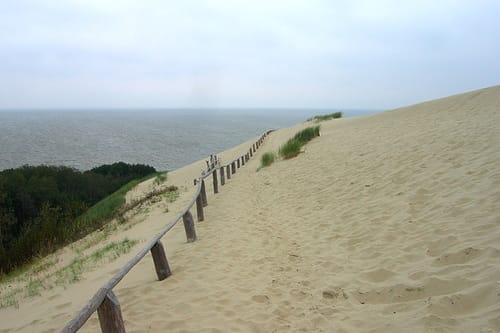 Dunas movedizas en Curonian, Lituania Dunas movedizas en Curonian, Lituania