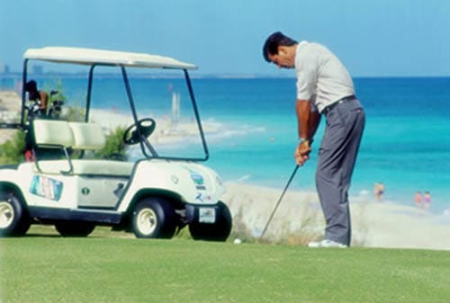 Jugar al golf en Cuba