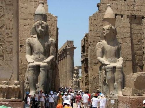 Ingreso al Templo de Luxor