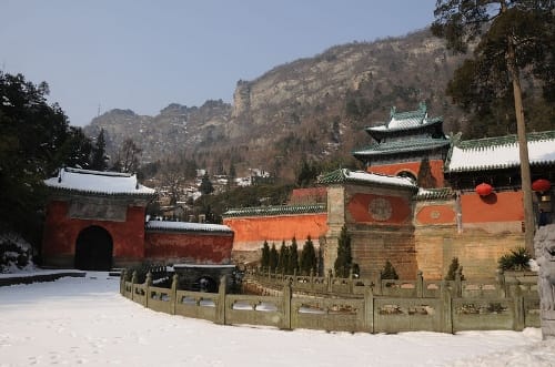 Los antiguos edificios de los montes Wudang