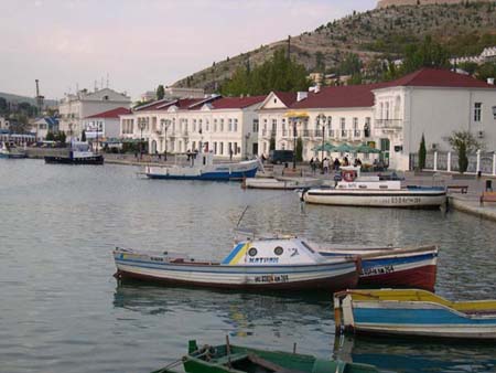Balaklava, el pueblo de los submarinos en Ucrania Balaklava, el pueblo de los submarinos en Ucrania