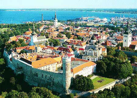 Tallin, la dama roja del Báltico Tallin, la dama roja del Báltico