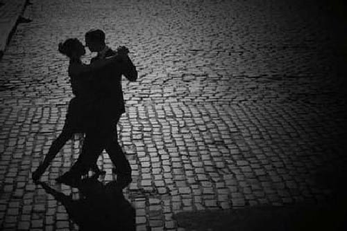 Reinventando el tango en Buenos Aires Reinventando el tango en Buenos Aires