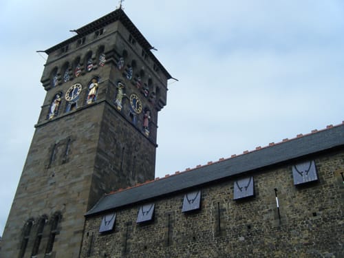 Torre del reloj en Cardiff
