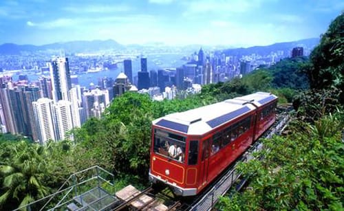 La Peak Tower mira hacia Hong Kong La Peak Tower mira hacia Hong Kong