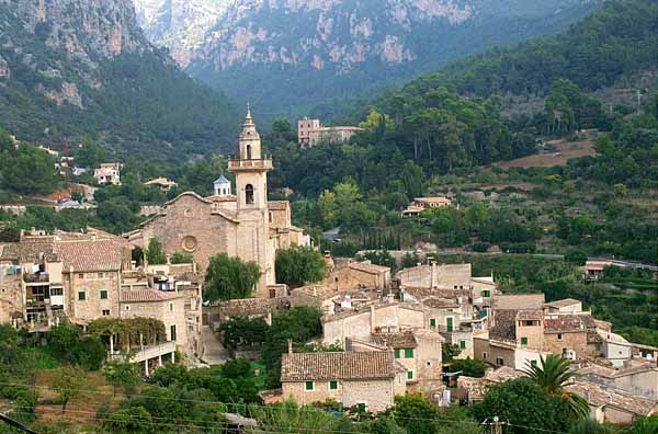 Valldemossa, un sueño de piedras en Mallorca